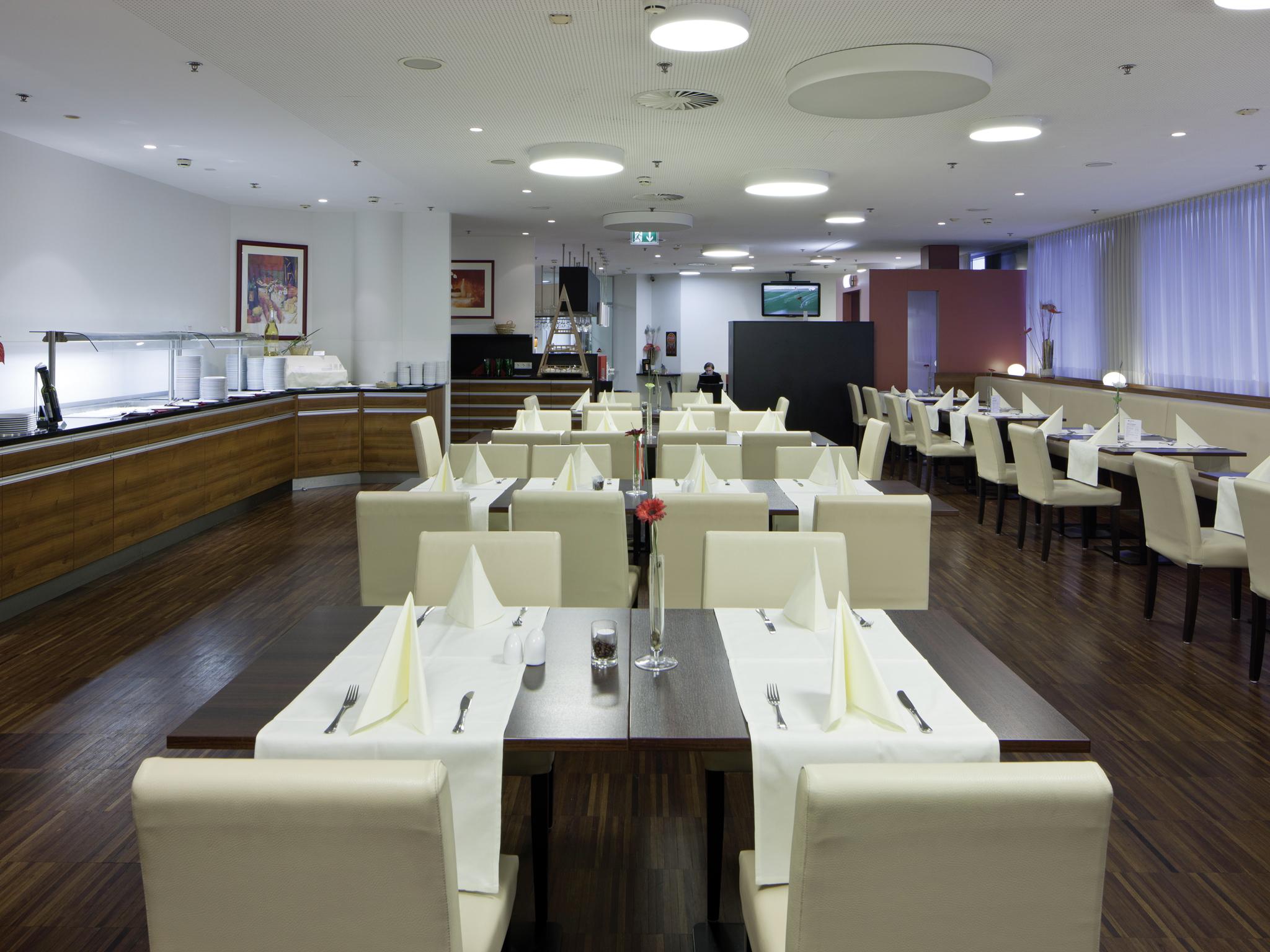Austria Trend Hotel Salzburg West Himmelreich المظهر الخارجي الصورة