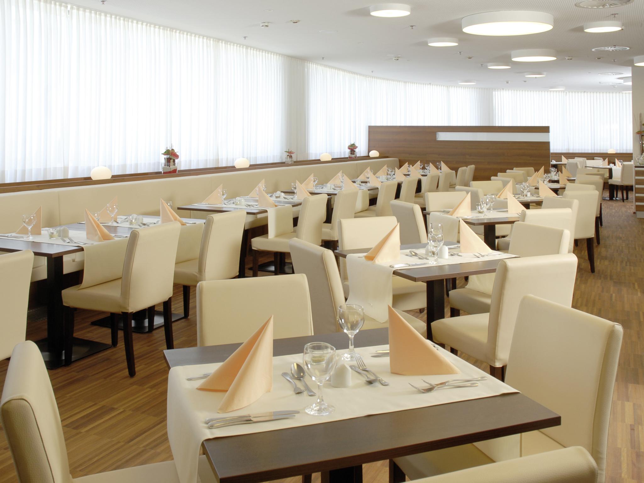 Austria Trend Hotel Salzburg West Himmelreich المظهر الخارجي الصورة